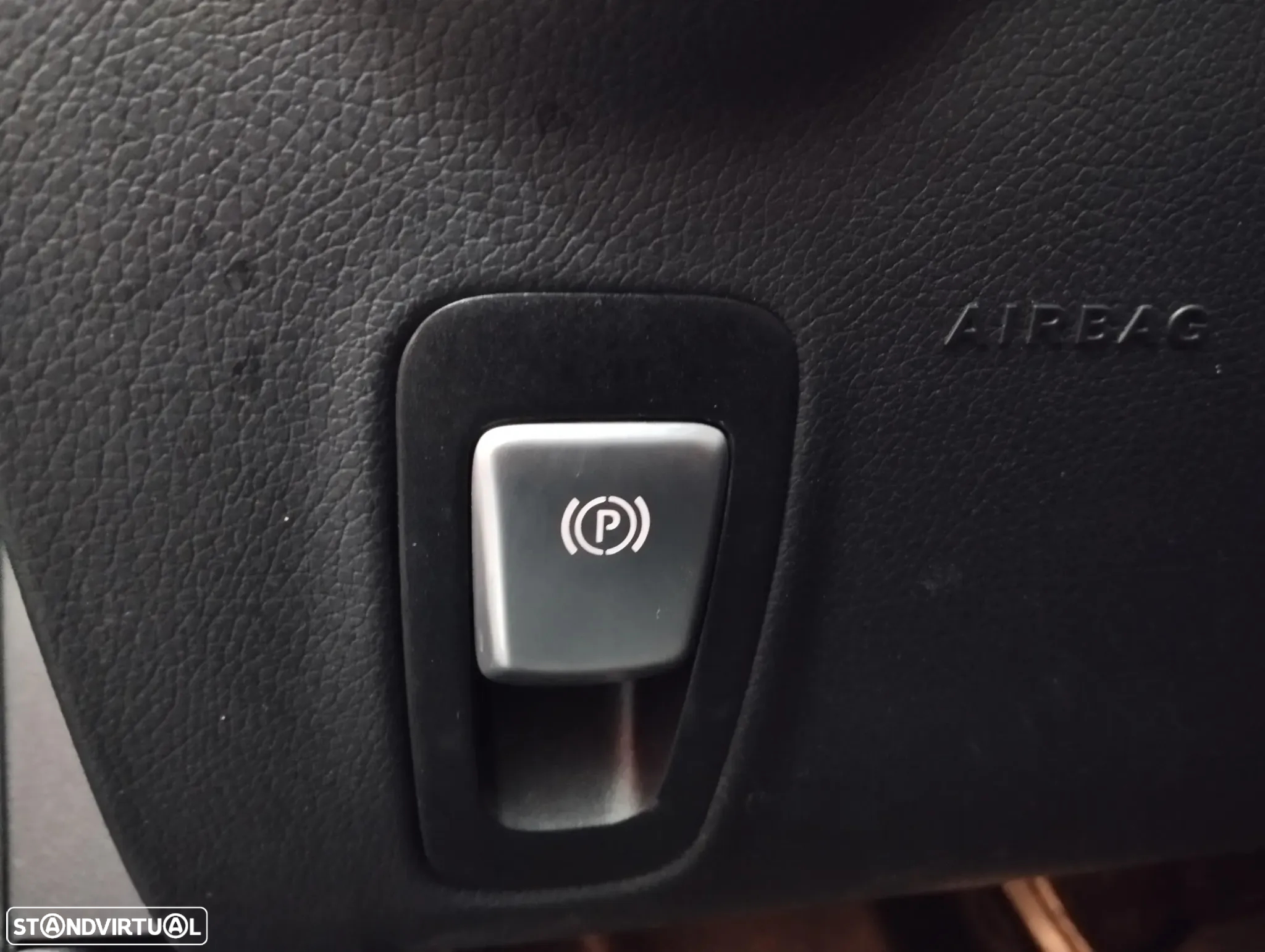 Mercedes-Benz E 400 d 4-Matic AMG Line - 25