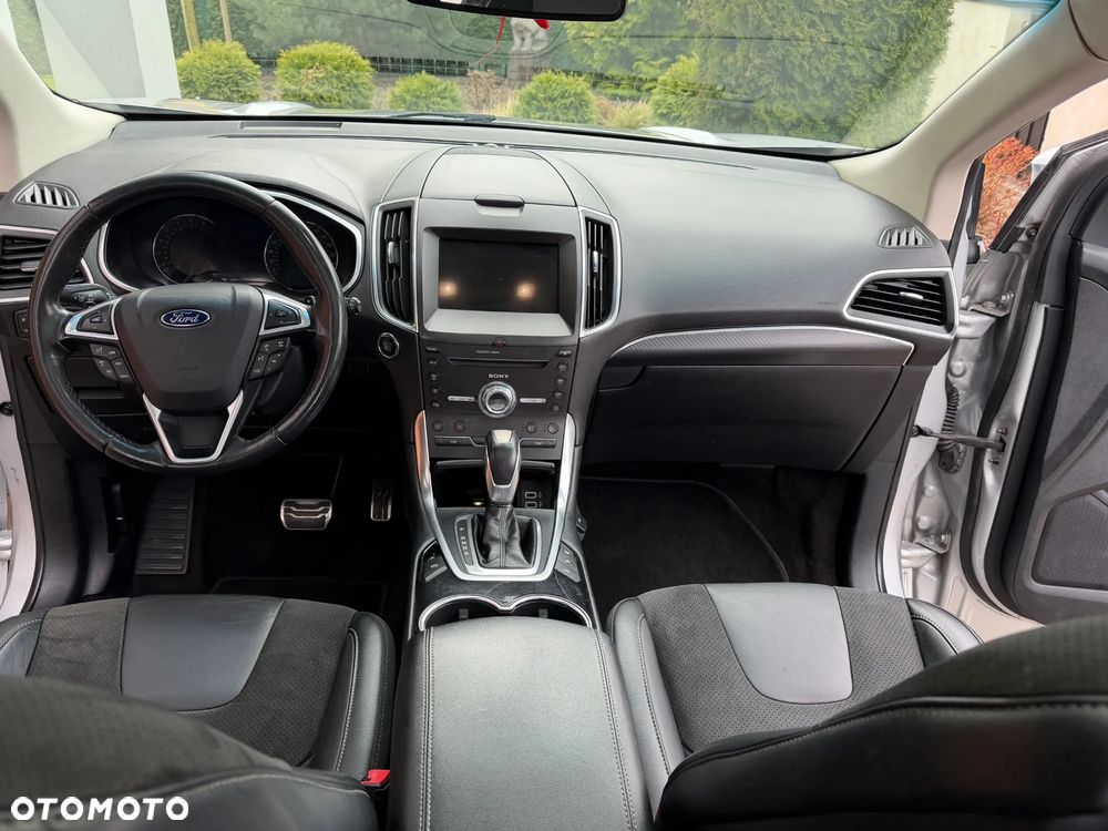 Ford Edge 2.0 TDCi Bi-Turbo 4x4 ST-LINE - 15
