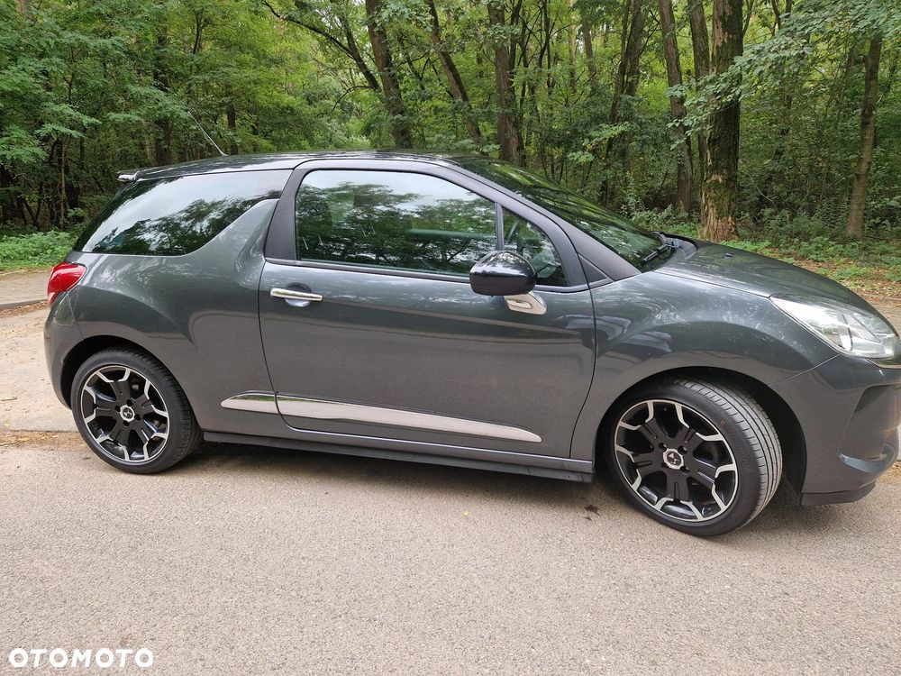 Citroën DS3 1.6 HDi 99g SoChic - 12