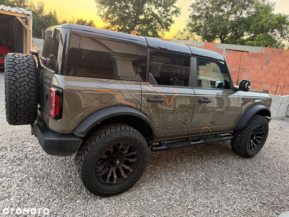 Ford Bronco 2.7 EcoBoost V6 Outer Banks - 2