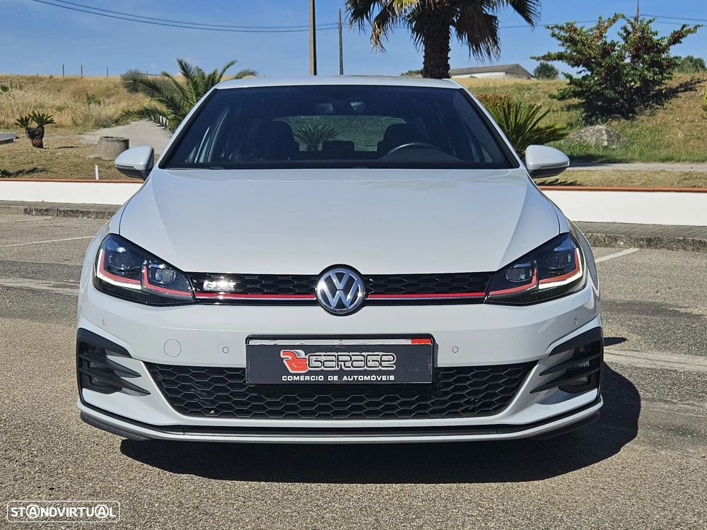 VW Golf GTI Performance BlueMotion - 2