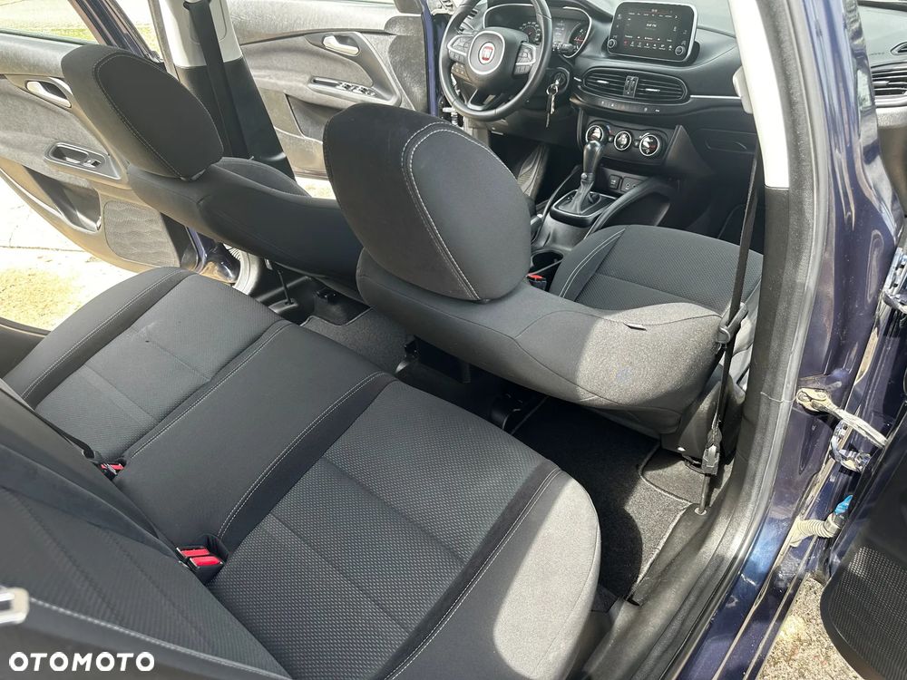 Fiat Tipo 1.6 MultiJet DCT Lounge - 20