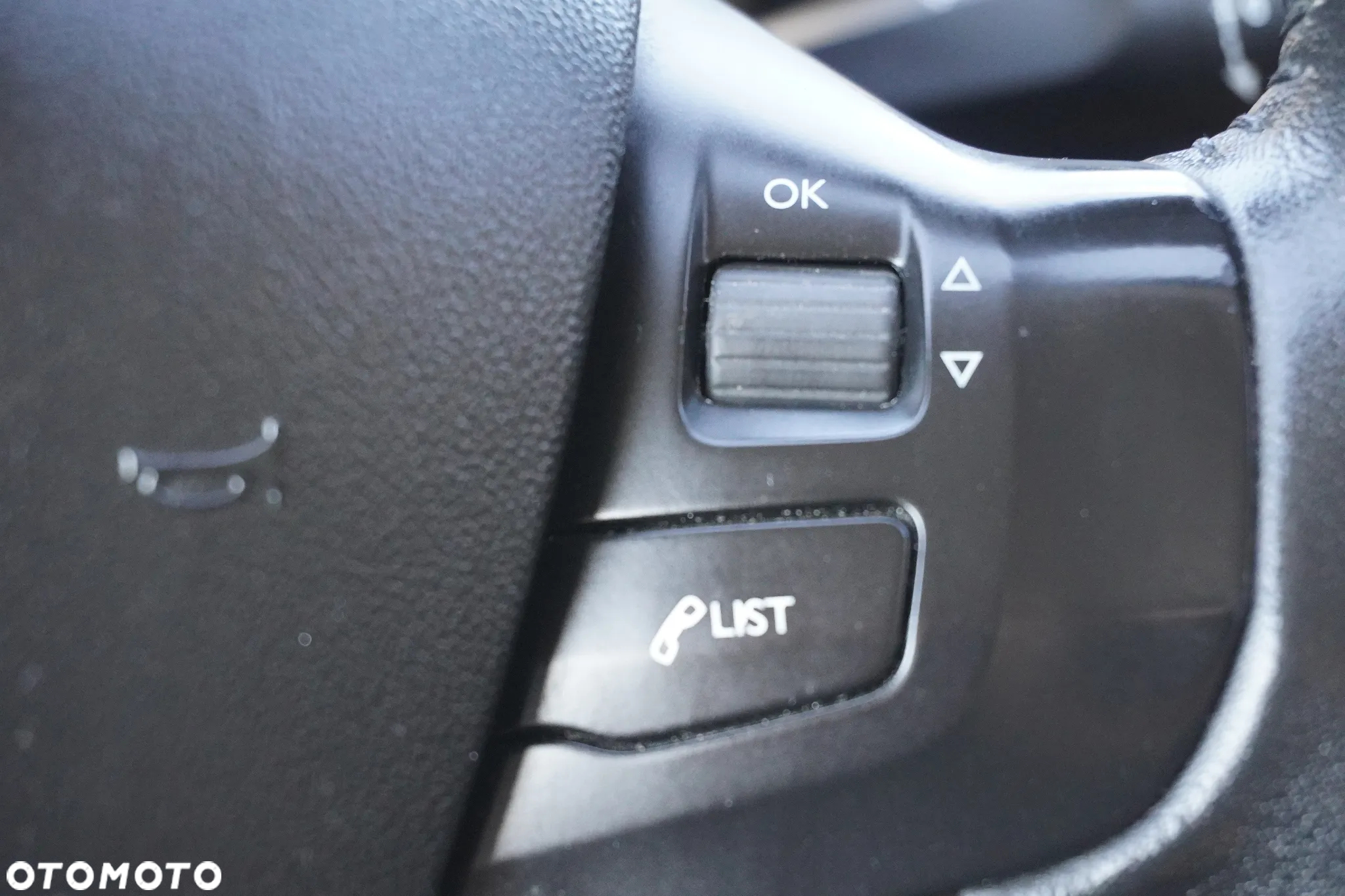 Peugeot 2008 1.6 BlueHDi Allure - 28