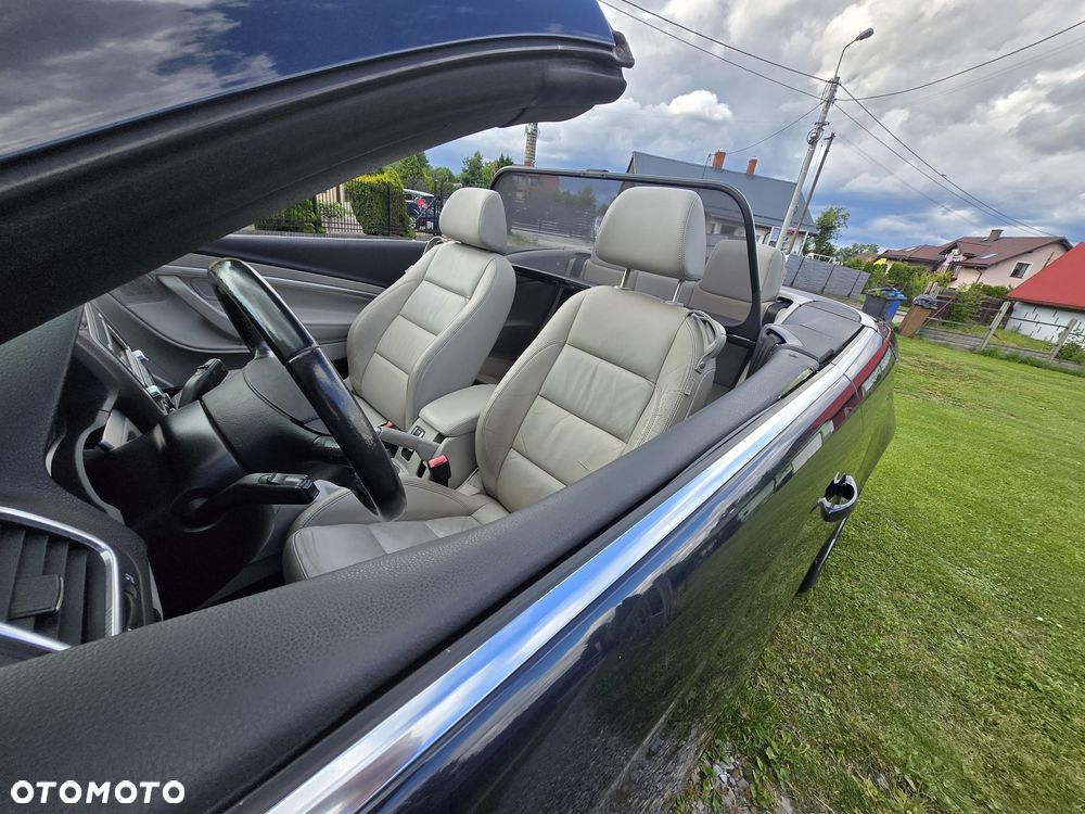 Volkswagen Eos - 2