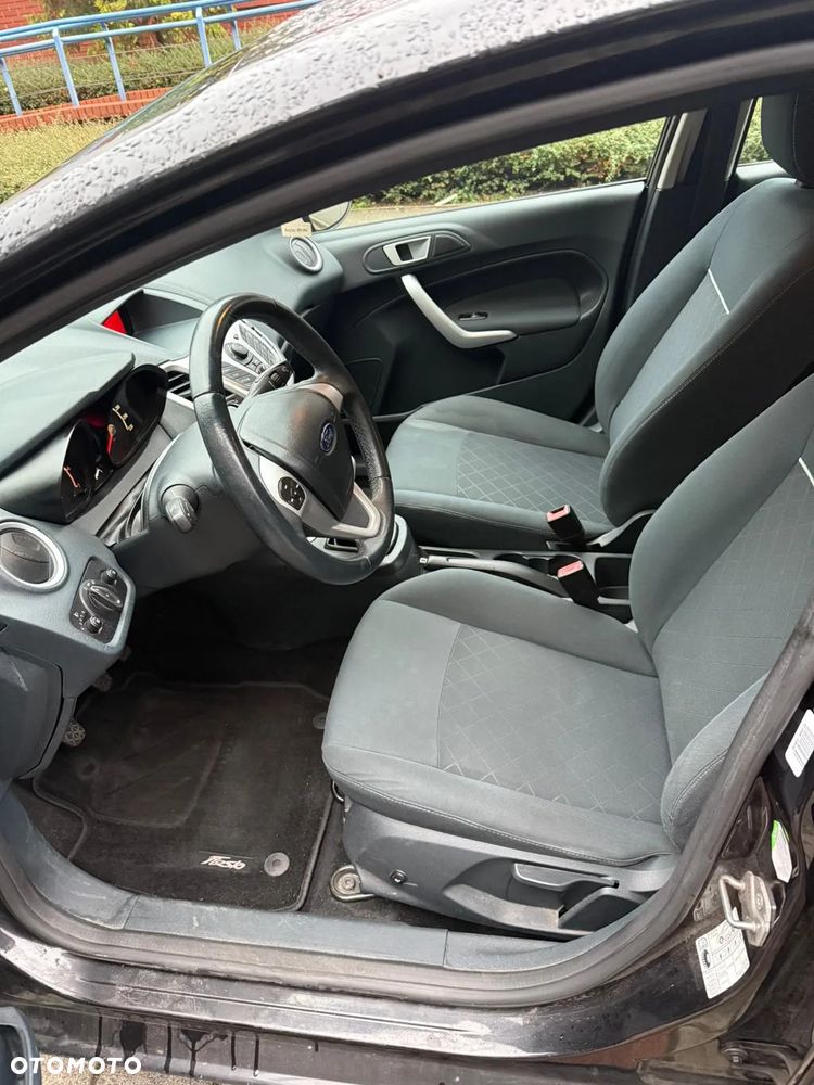 Ford Fiesta 1.25 Trend - 10
