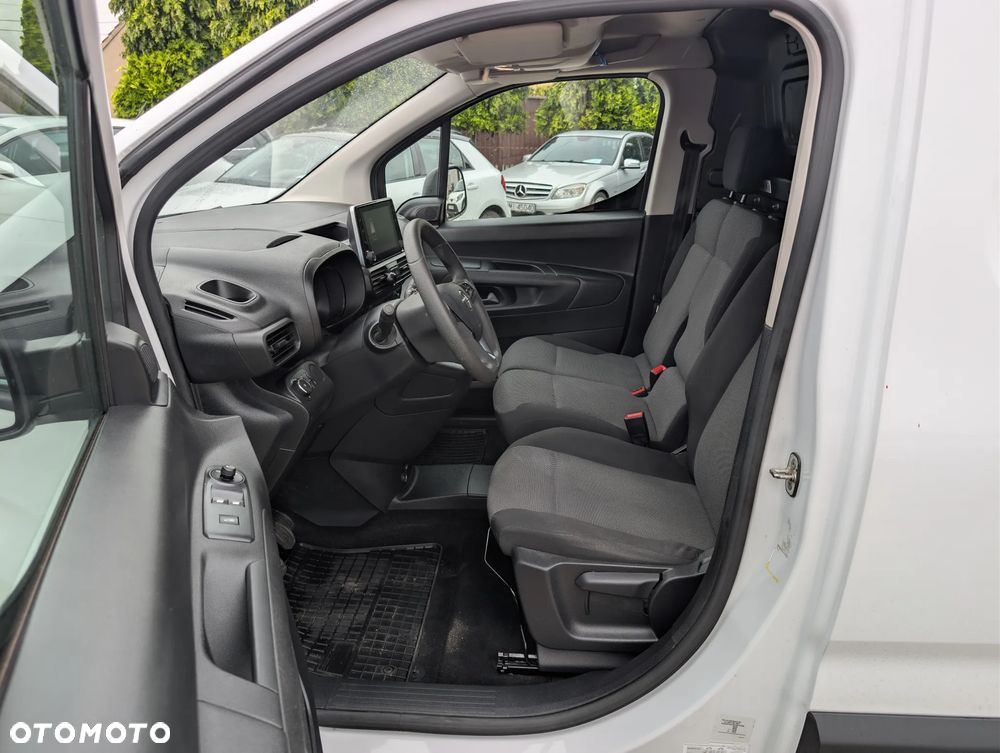 Opel Combo - 9