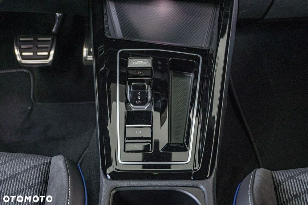 Volkswagen Golf - 20