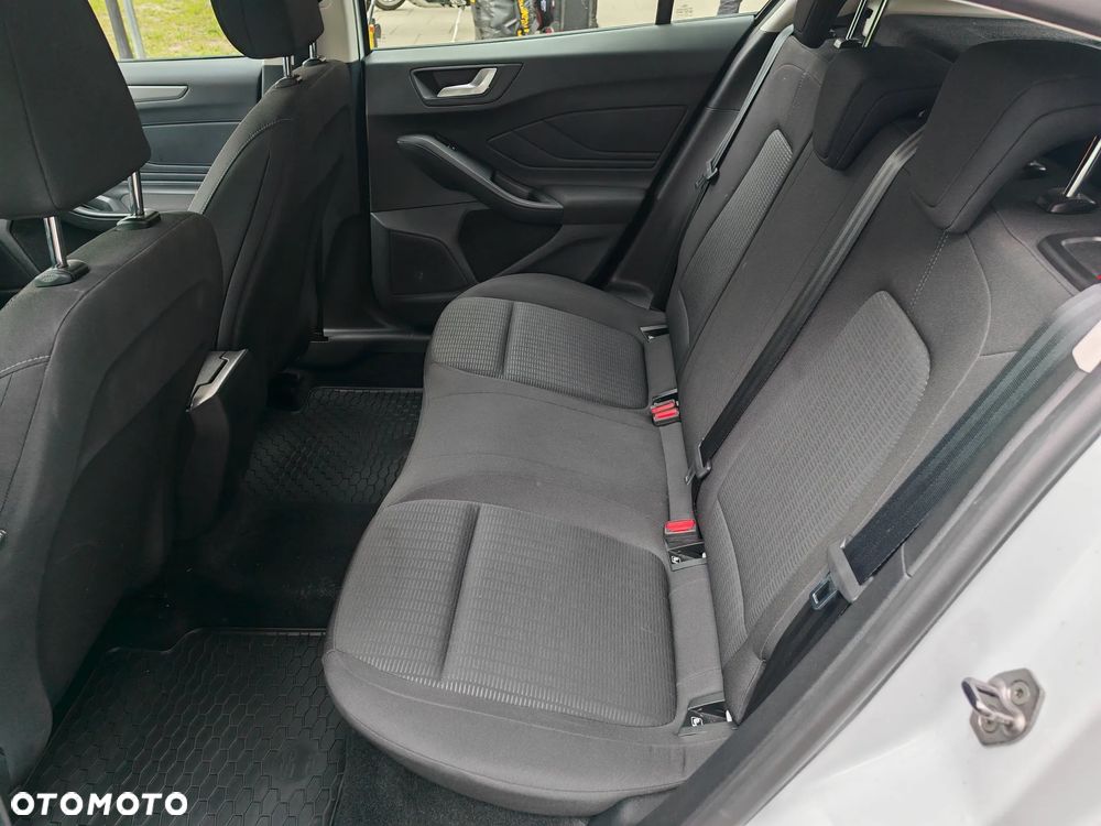 Ford Focus 1.5 EcoBlue Trend - 13