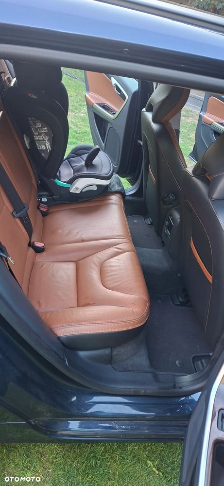 Volvo V60 D2 Momentum - 9
