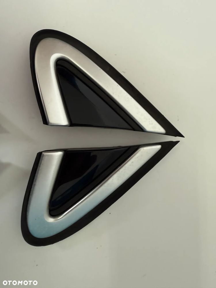 VOLVO V40 II TRÓJKĄT ZAŚLEPKA BŁOTNIKA LEWA PRAWY PRZÓD - 3