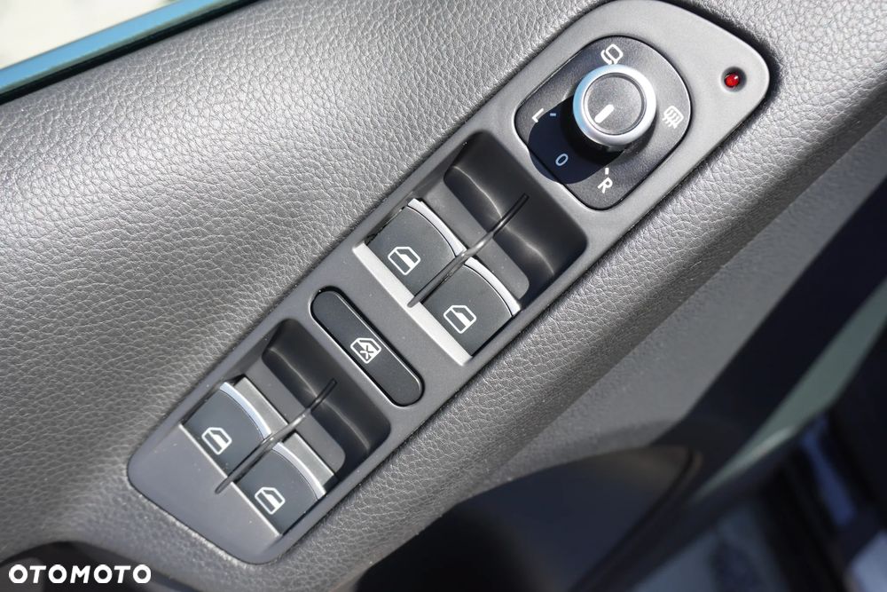 Volkswagen Tiguan 2.0 TDI DPF 4Motion Sport & Style - 29