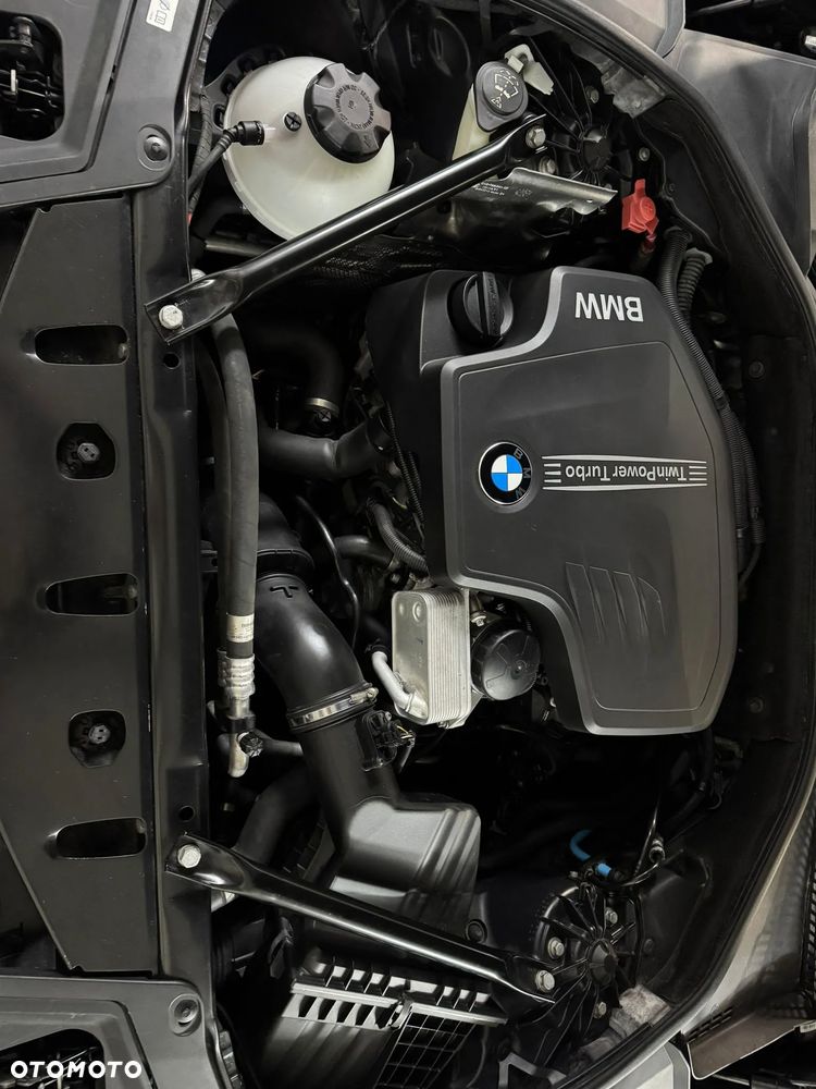 BMW Seria 5 520i - 8