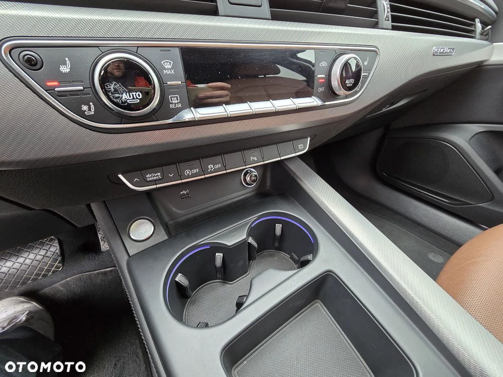 Audi A4 Avant 40 TDI quattro S tronic edition one - 31