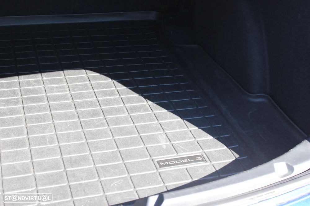 Tesla Model 3 Performance Dual Motor AWD - 18