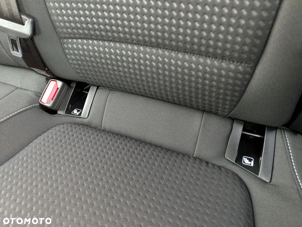 Ford Focus 1.5 EcoBlue Start-Stopp-System COOL&CONNECT - 24