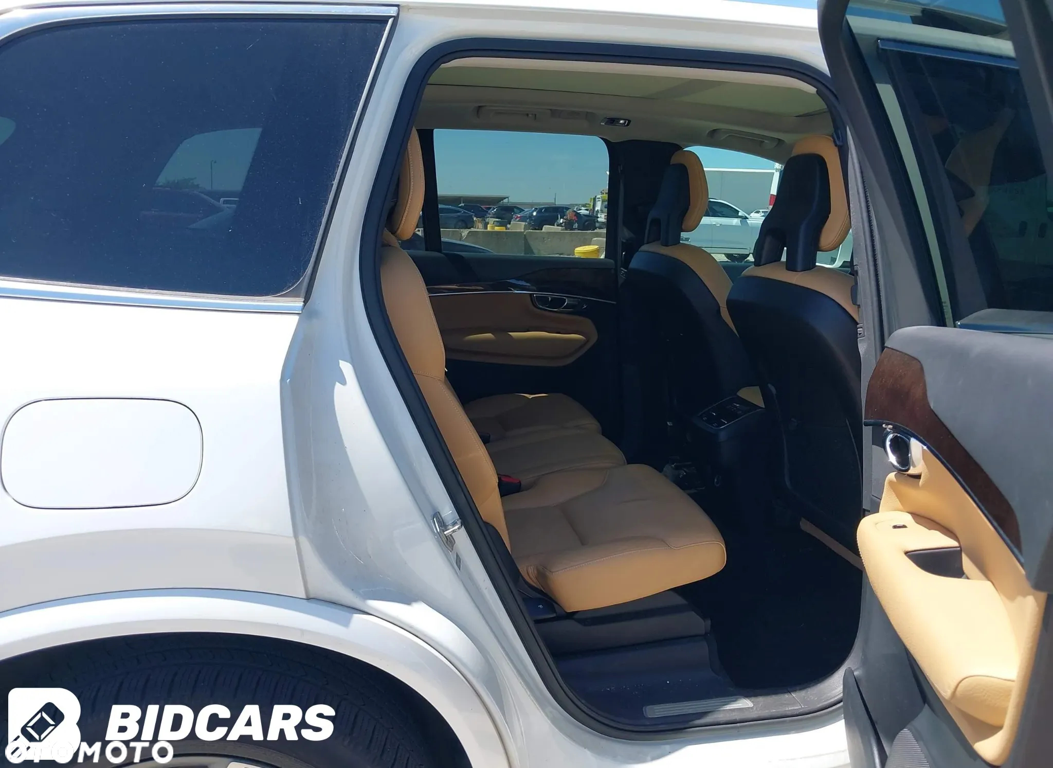 Volvo XC 90 T6 AWD Momentum 7os - 8