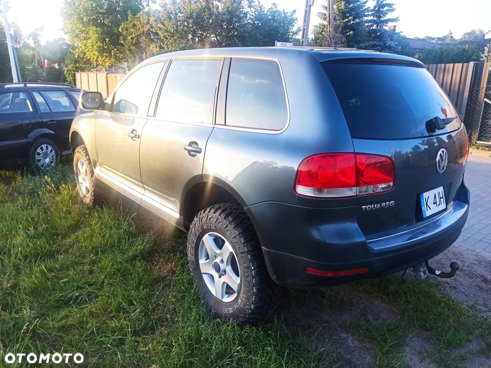 Volkswagen Touareg - 2