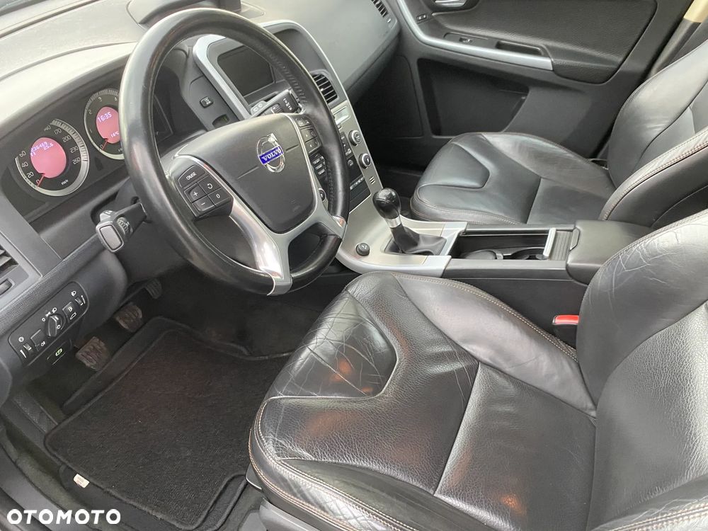 Volvo XC 60 D3 Momentum - 6