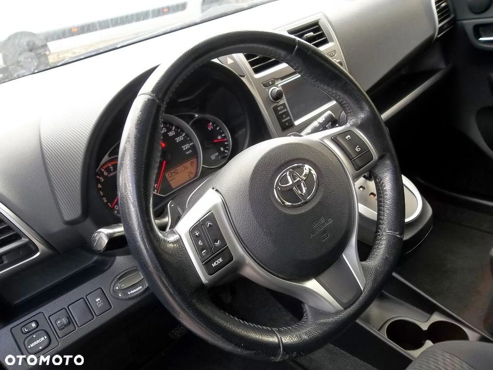 Toyota Verso S 1.33 VVT-i Multidrive Comfort - 12