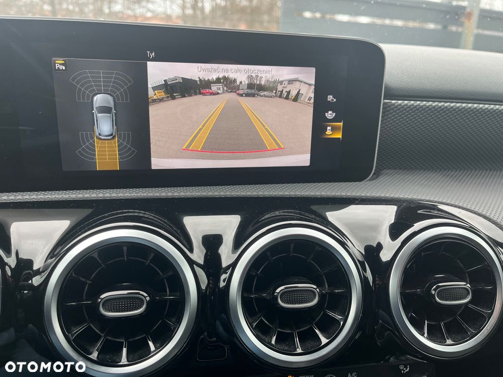 Mercedes-Benz Klasa A 220 7G-DCT Progressive - 27