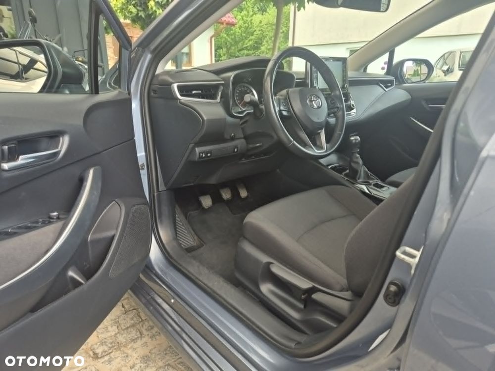 Toyota Corolla 1.5 Comfort - 9