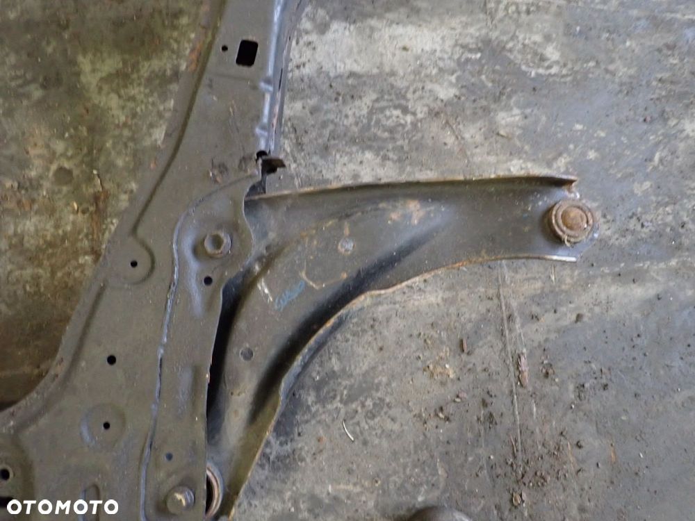 SANKI WÓZEK KOŁYSKA NISSAN JUKE 1.5 DCI - 3