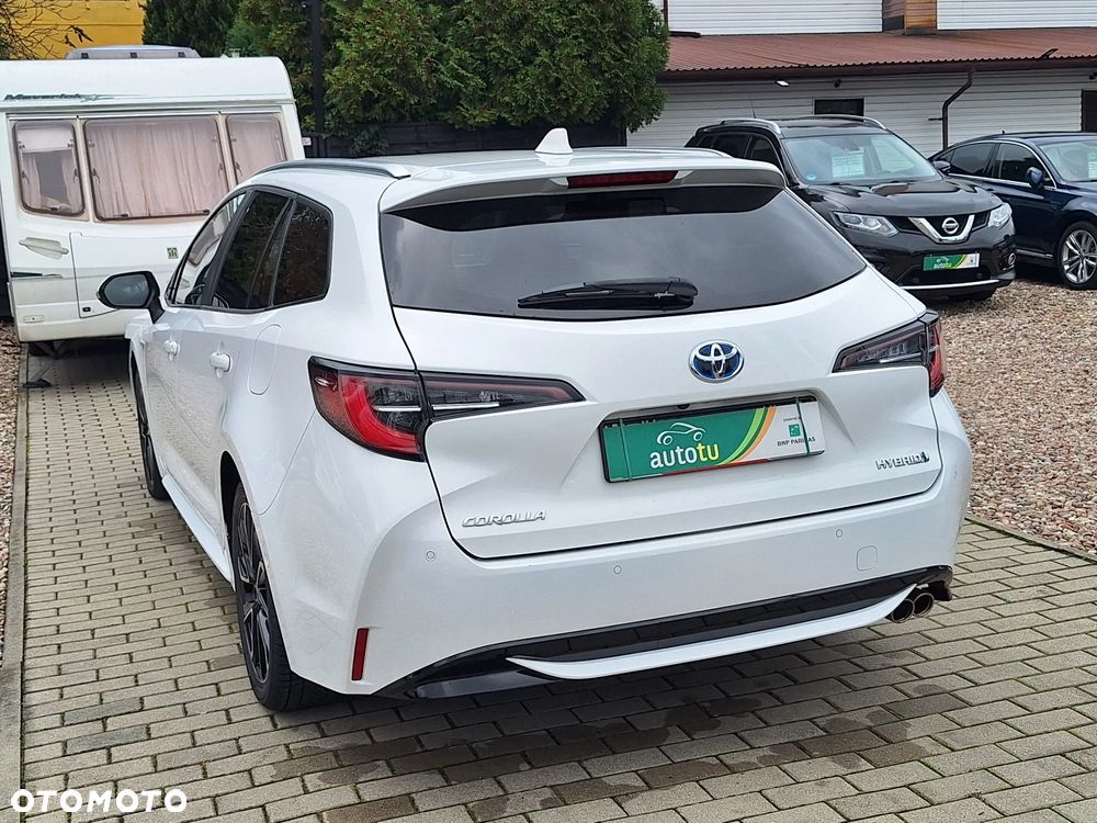 Toyota Corolla 2.0 Hybrid Touring Sports Business Edition - 19