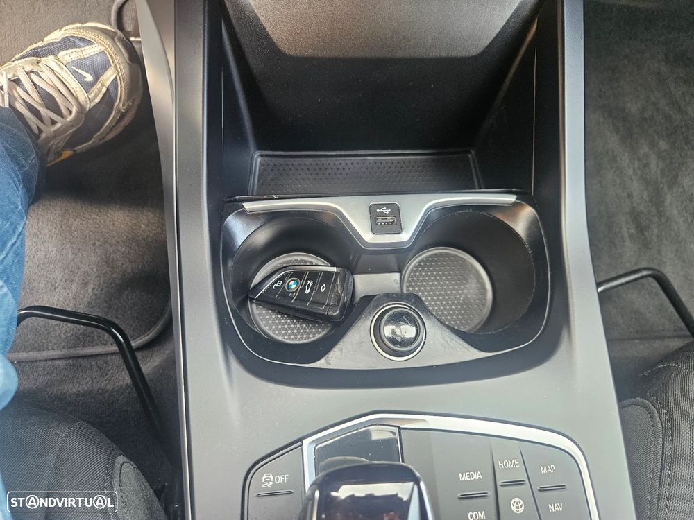BMW 116 d Advantage Auto - 32