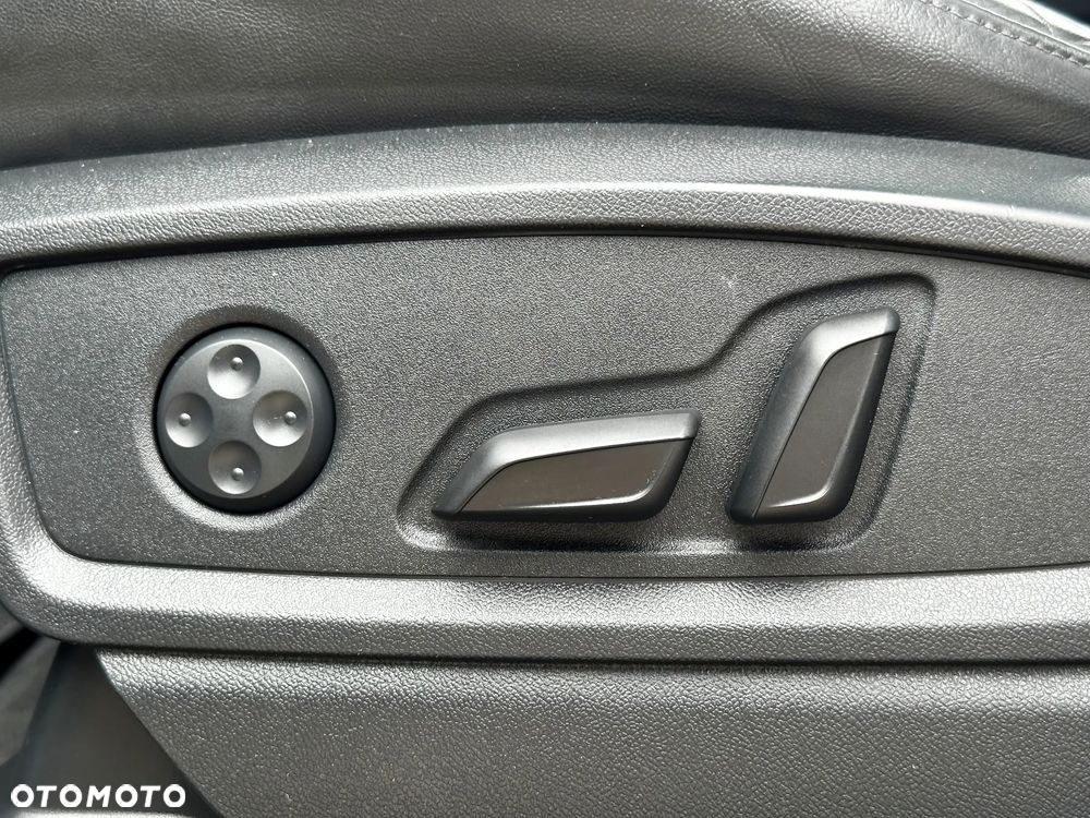 Audi Q5 40 TDI Quattro S tronic design - 27