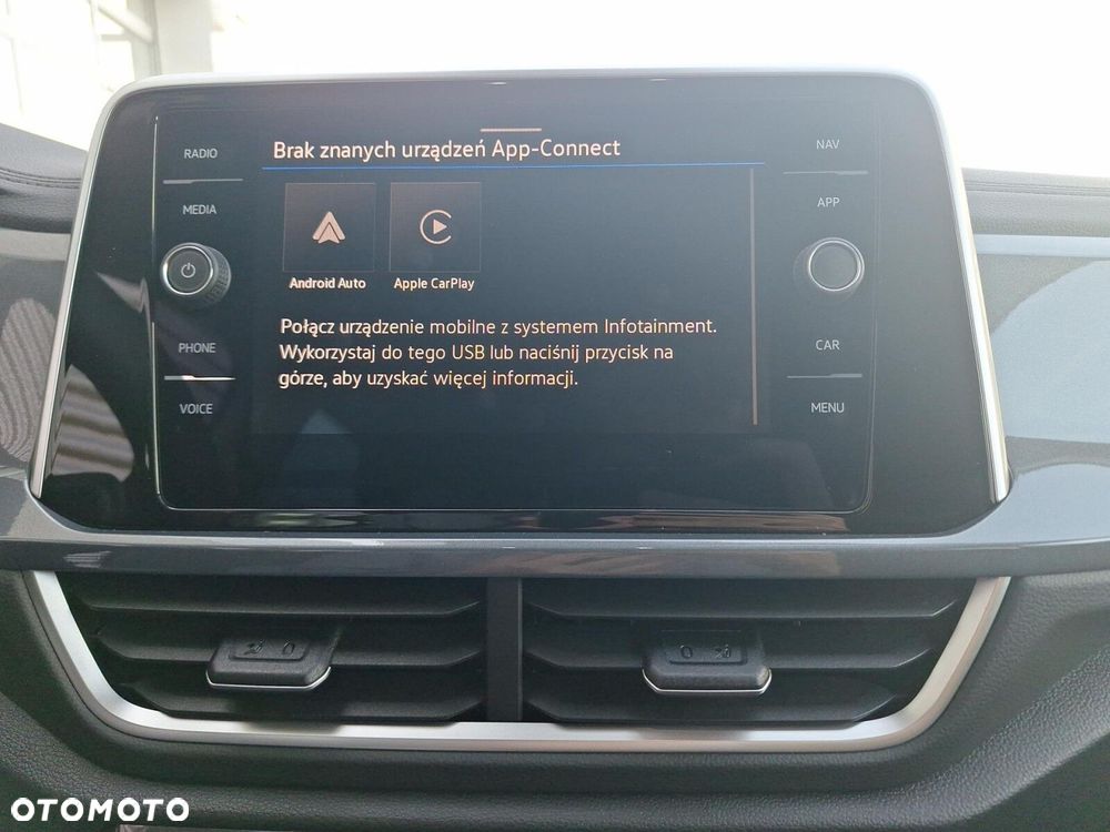 Volkswagen T-Roc - 38