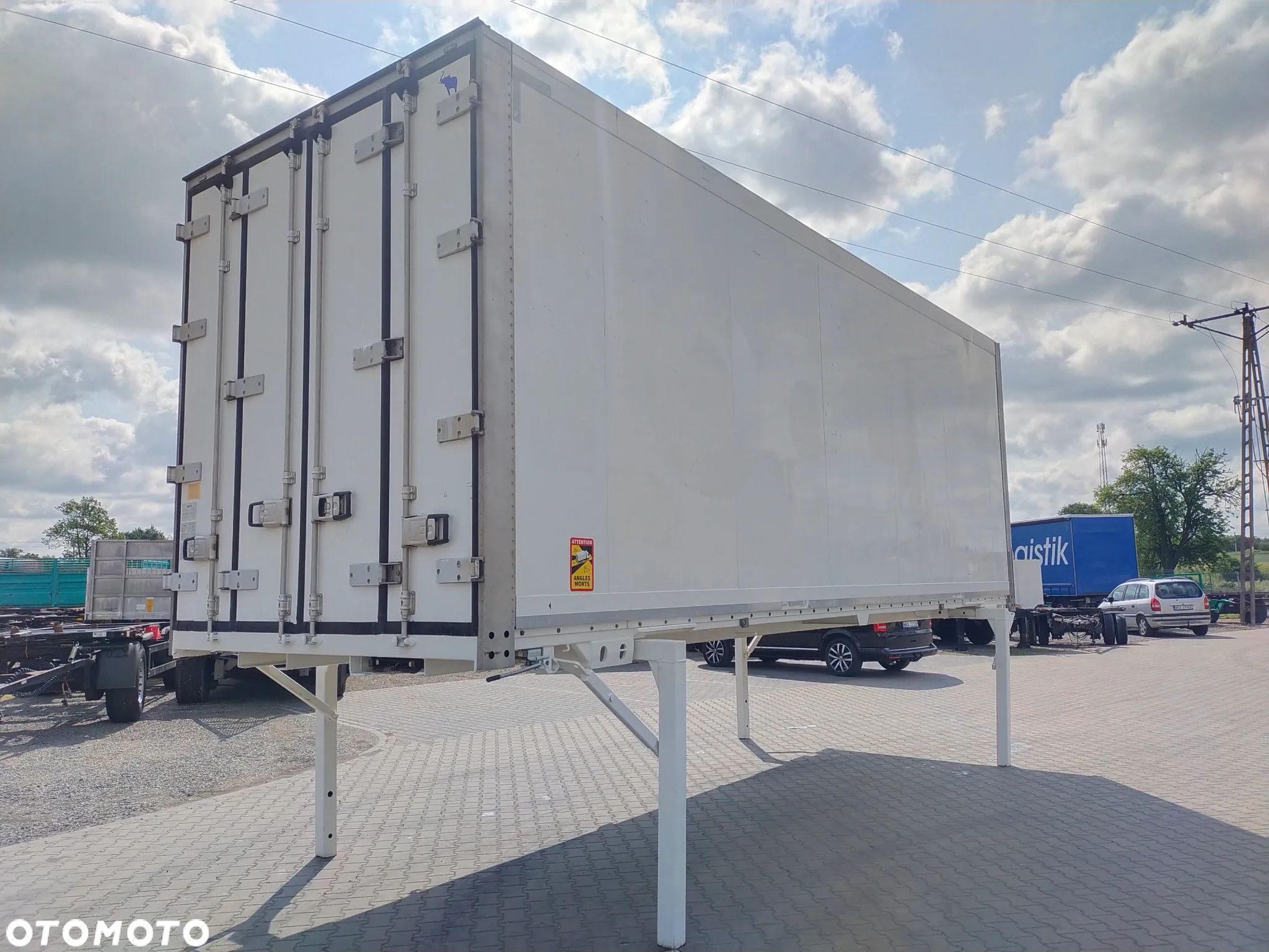 Schmitz Cargobull Izoterma BDF SCHMITZ stan idealny wysokość 258 cm - 1