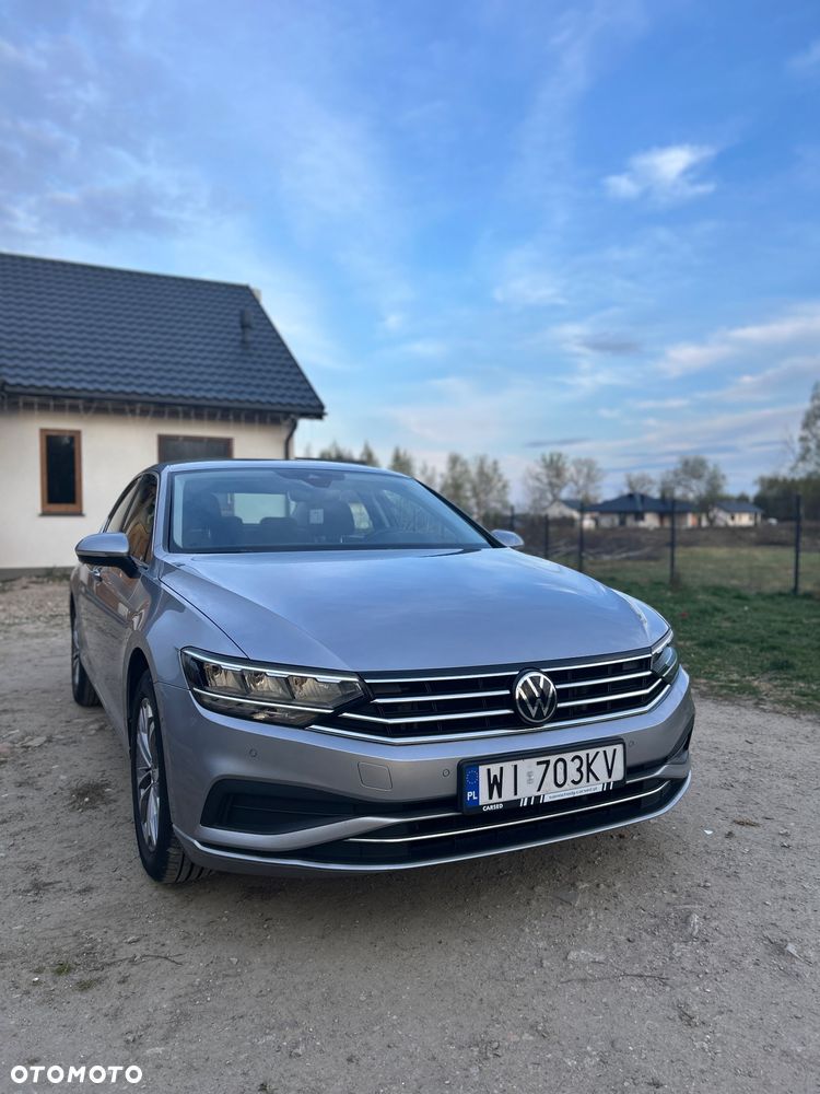 Volkswagen Passat 1.5 TSI EVO Business DSG - 1
