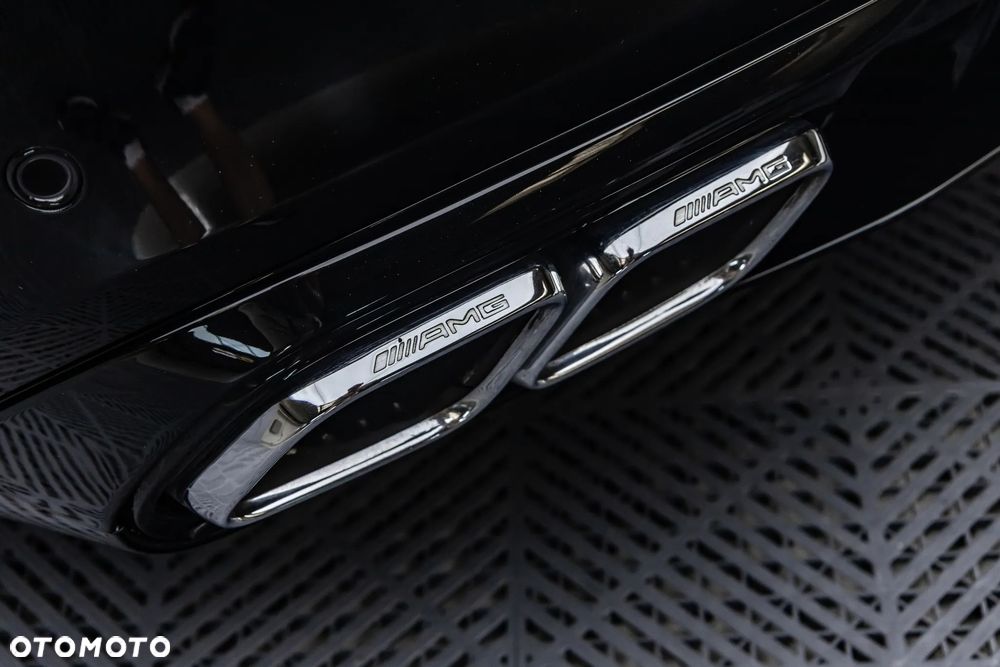 Mercedes-Benz Klasa C AMG 63 S - 22