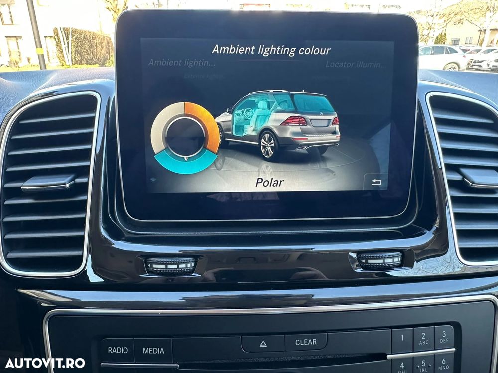 Mercedes-Benz GLE 350 d 4MATIC - 34