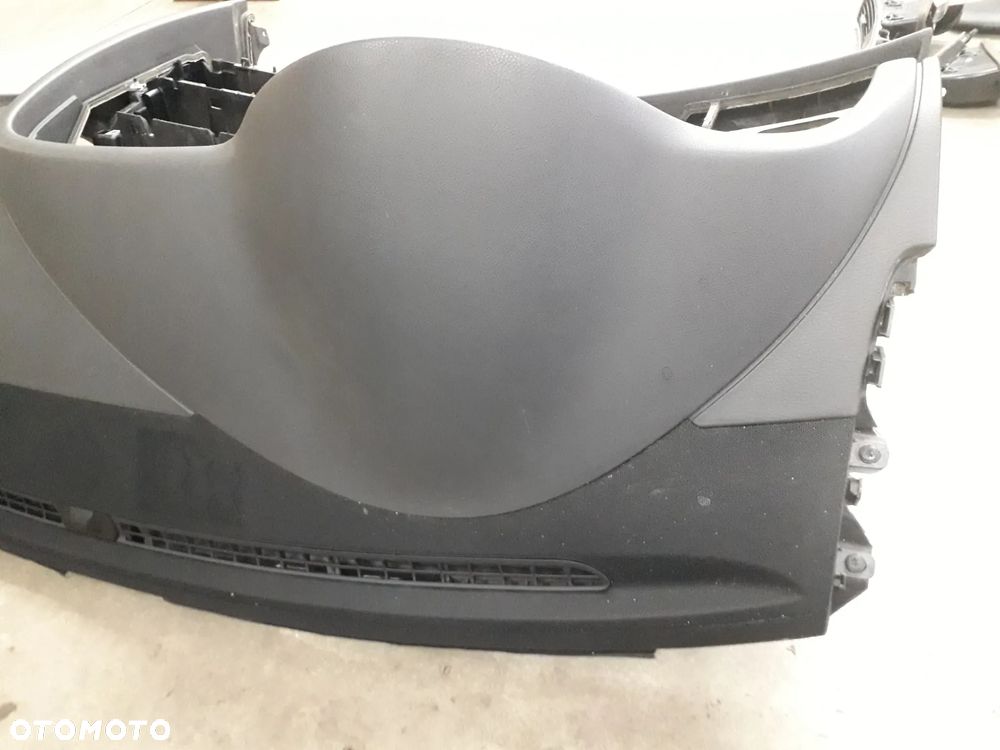 deska rozdzielcza kokpit europa A6 C6 2.0 FSI TFSI BPJ - 1