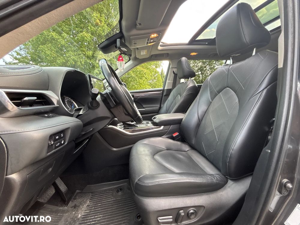 Toyota Highlander 2.5 L Dynamic Force 248CP Luxury Metallic - 12