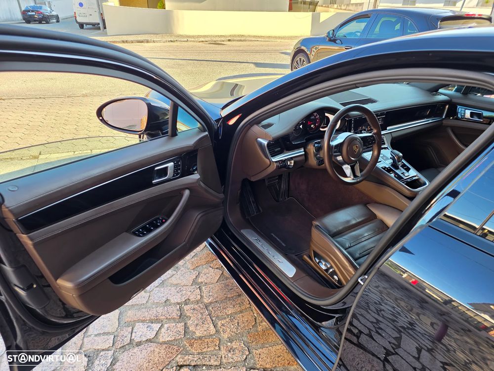 Porsche Panamera - 11
