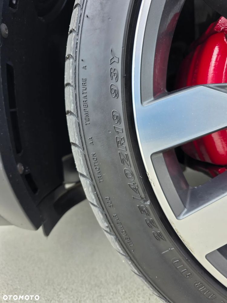 Volkswagen T-Roc 2.0 TSI OPF 4MOTION DSG R-Line - 19