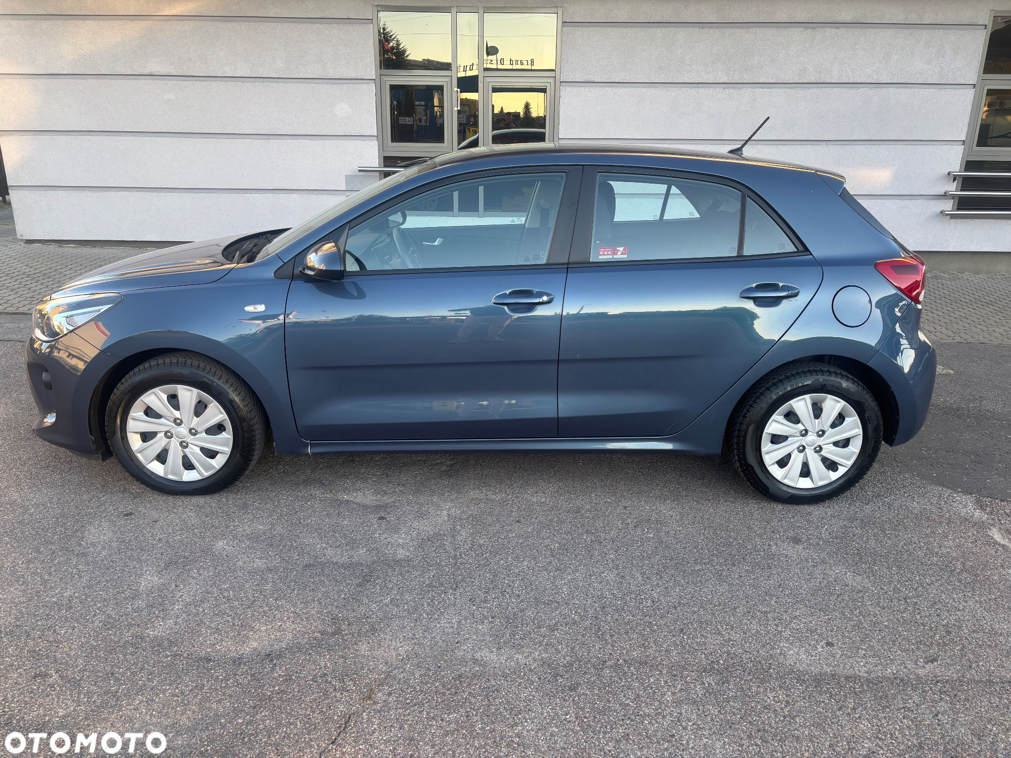 Kia Rio 1.2 M - 9