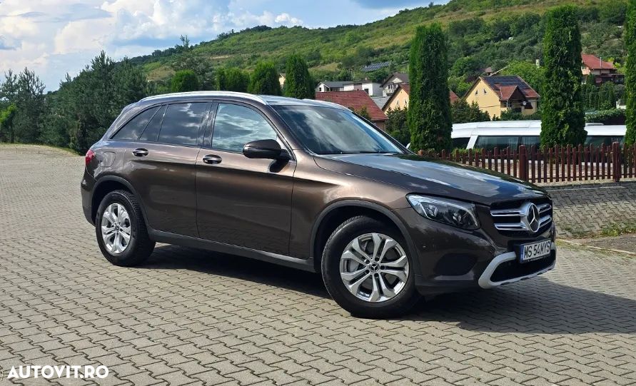 Mercedes-Benz GLC - 1