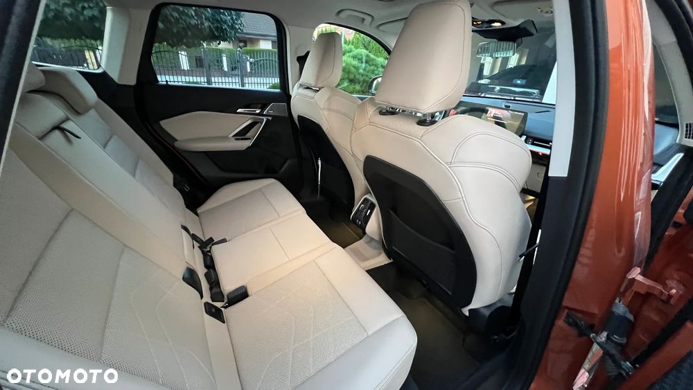 BMW X1 sDrive18i xLine - 26