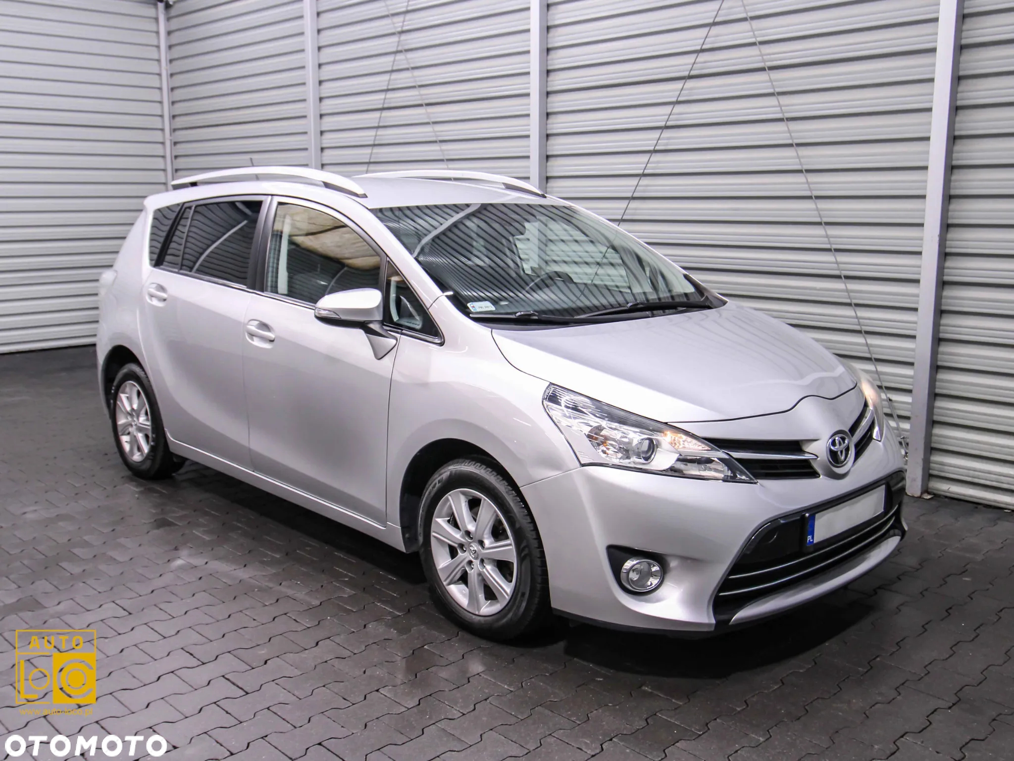 Toyota Verso 2.0 D-4D Premium - 6