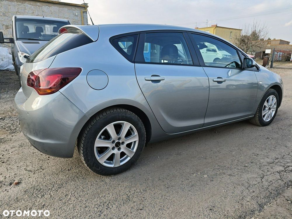 Opel Astra 1.4 ecoFLEX Start/Stop Active - 4