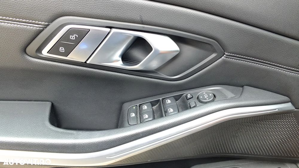 BMW Seria 3 320d xDrive Aut. Luxury Line - 21