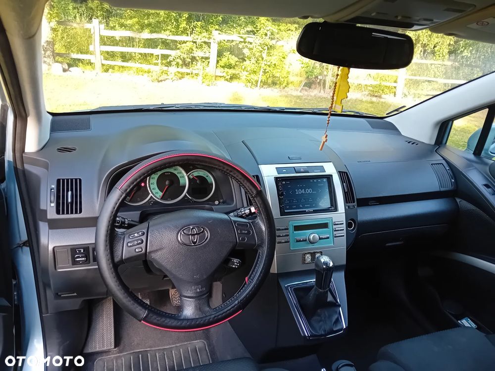 Toyota Corolla 2.0 D-4D Sol - 6