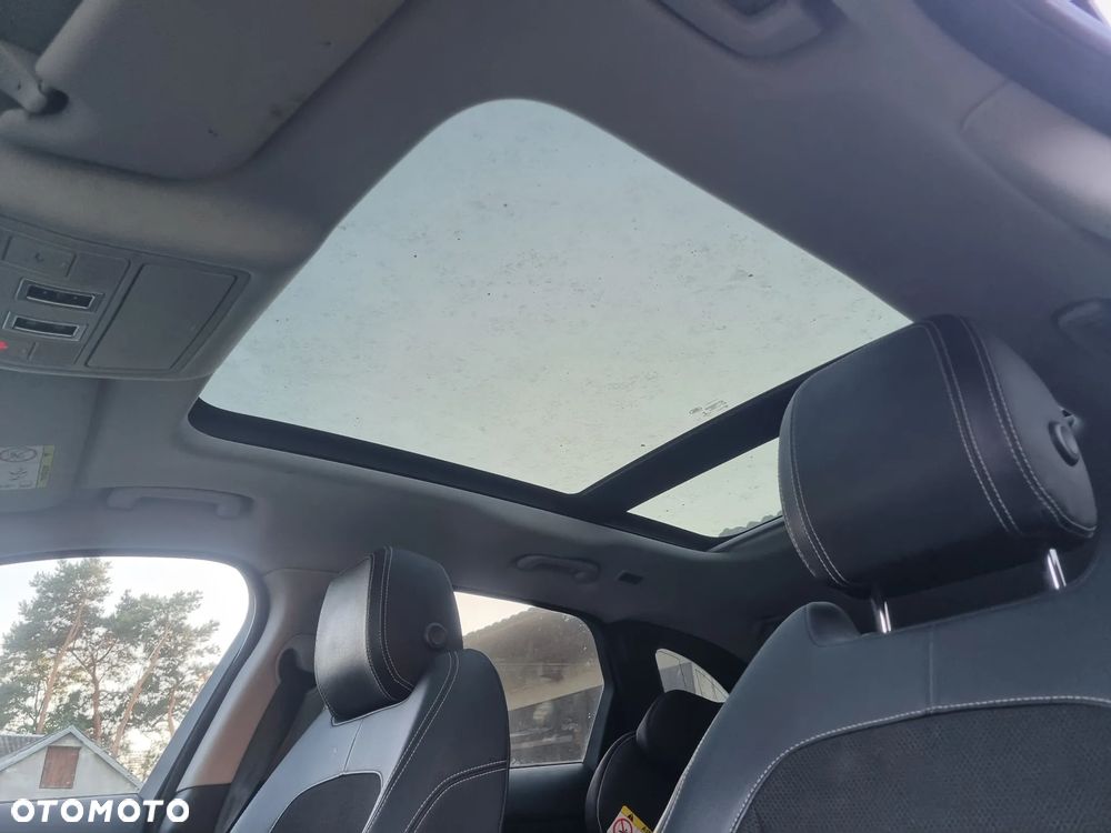 Jaguar F-Pace 20d AWD R-Sport - 7