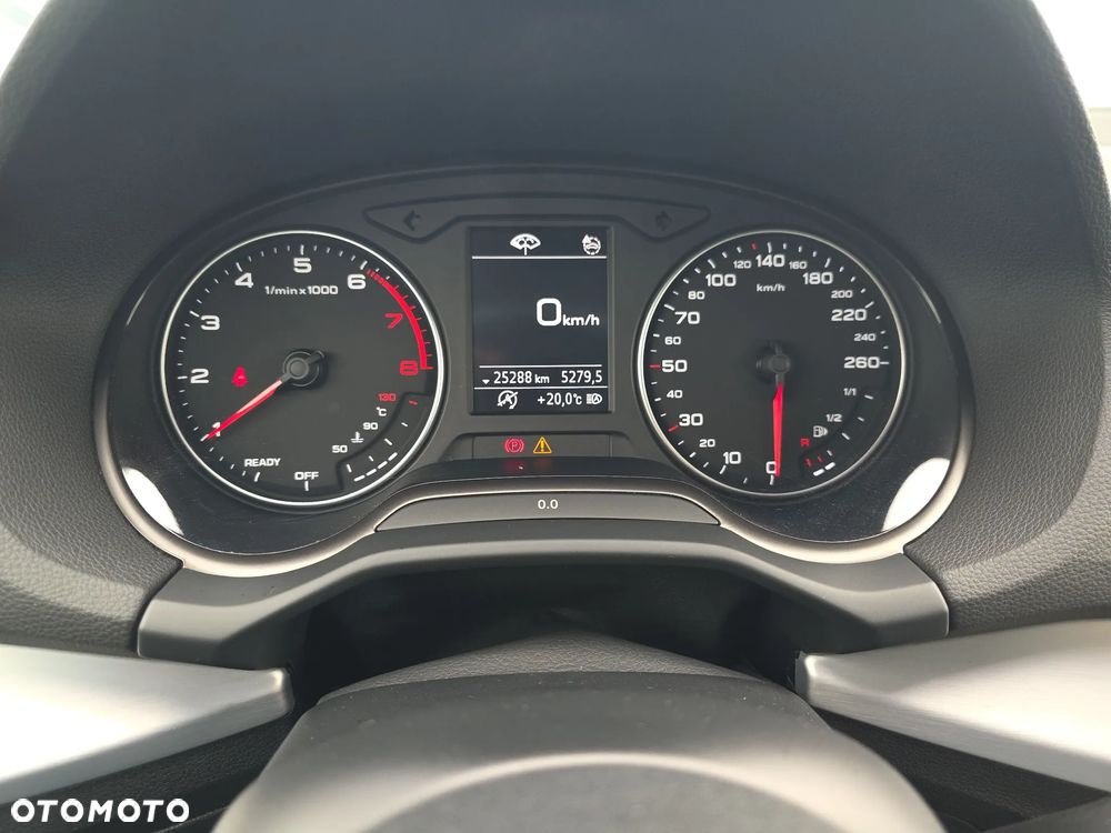 Audi Q2 30 TFSI - 21