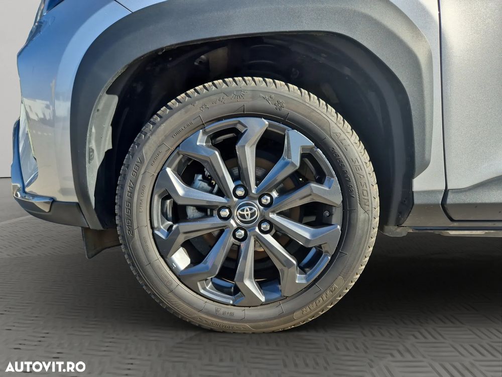 Toyota Yaris Cross - 16