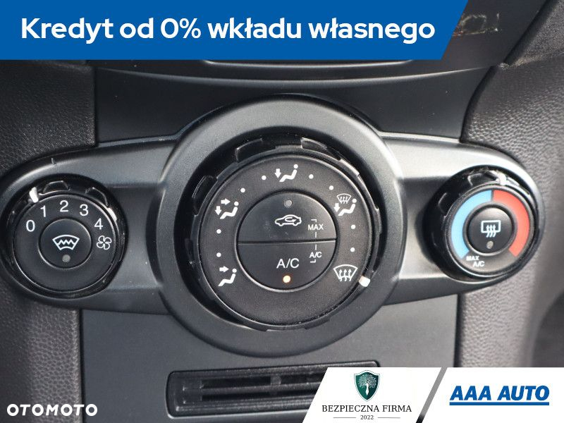 Ford Fiesta - 13