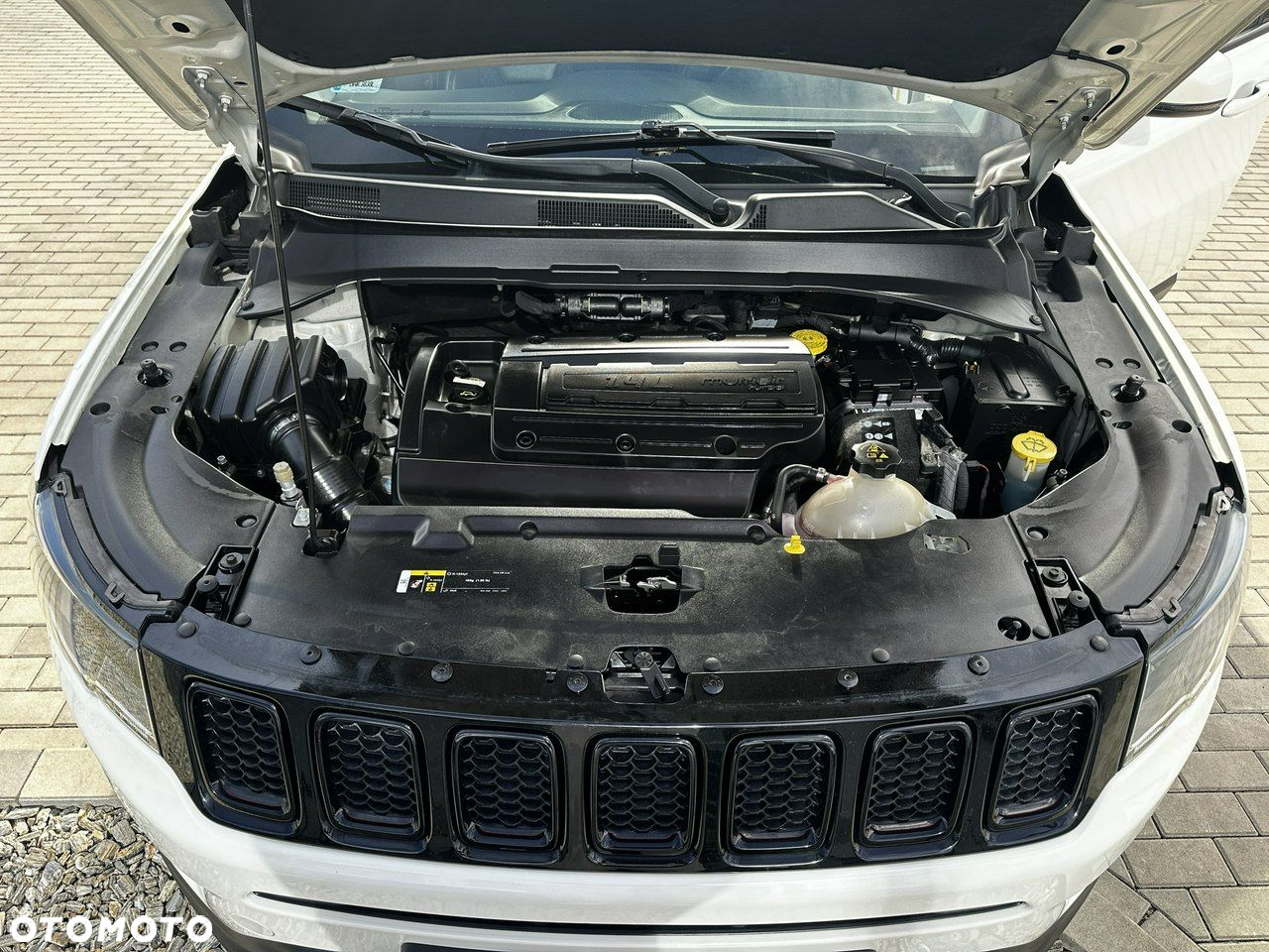 Jeep Compass 1.4 TMair Night Eagle FWD S&S - 33
